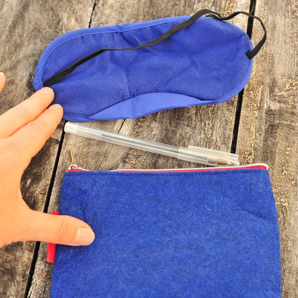 3pcs Kit Felt Carry On Purse Travel Bag Sleep Mask Pen Compact Essentials